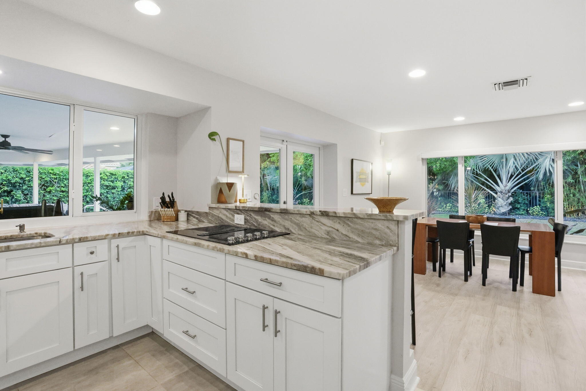 PRESIDENT COUNTRY CLUB 4 - Residential