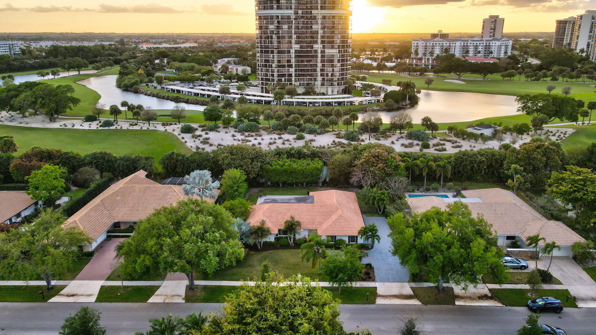 PRESIDENT COUNTRY CLUB 4 - Residential