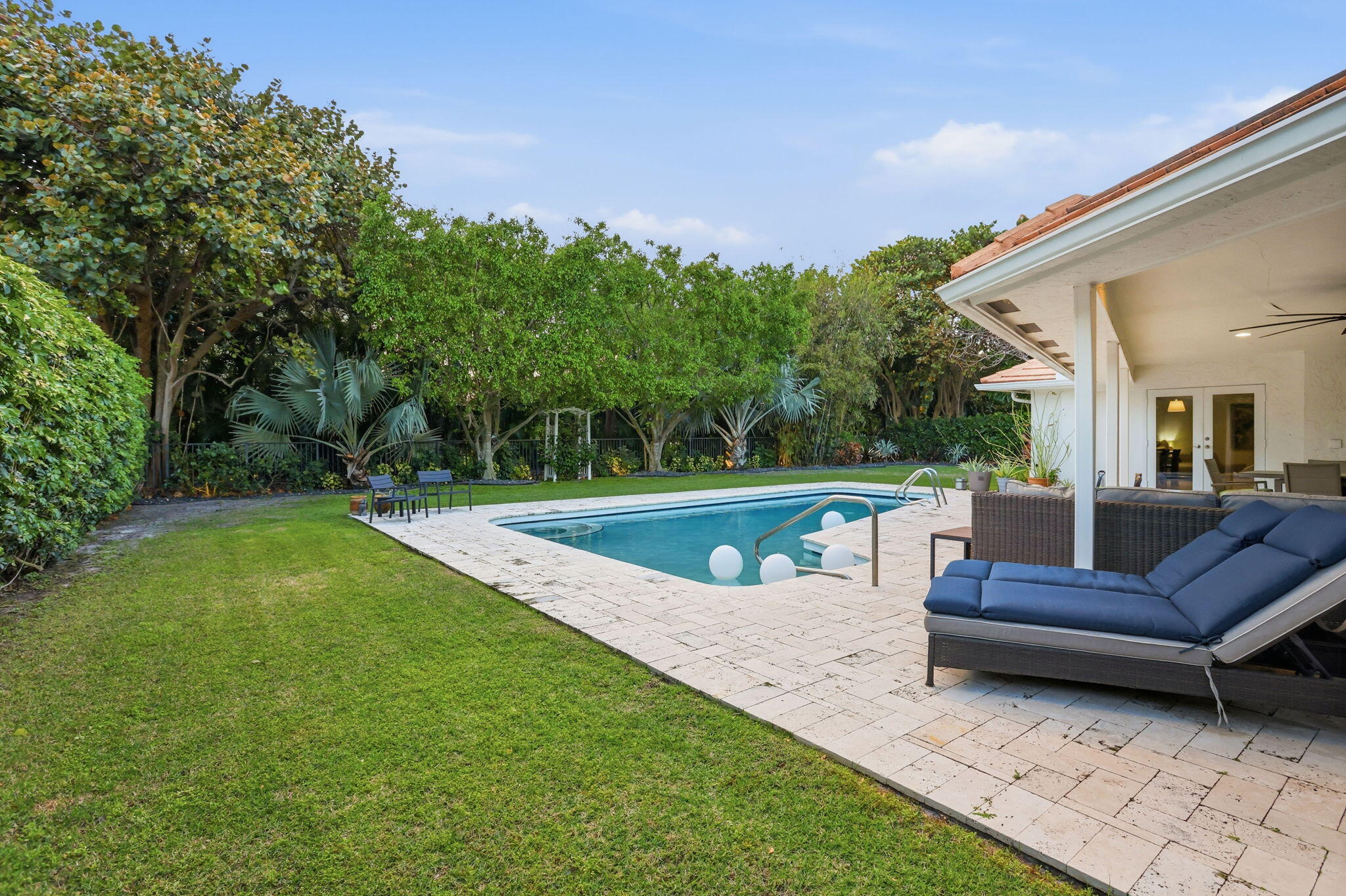 PRESIDENT COUNTRY CLUB 4 - Residential