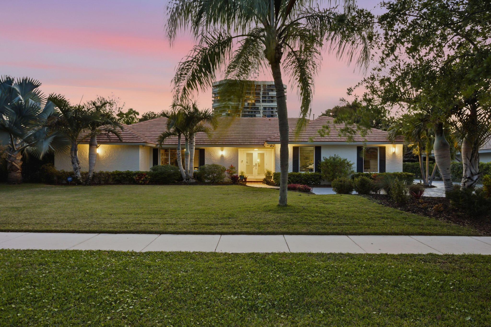 PRESIDENT COUNTRY CLUB 4 - Residential