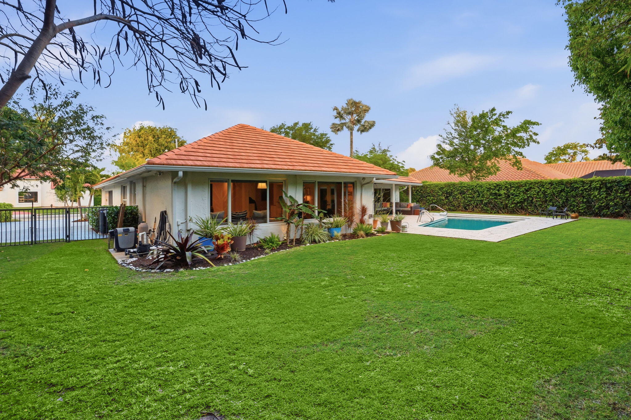 PRESIDENT COUNTRY CLUB 4 - Residential