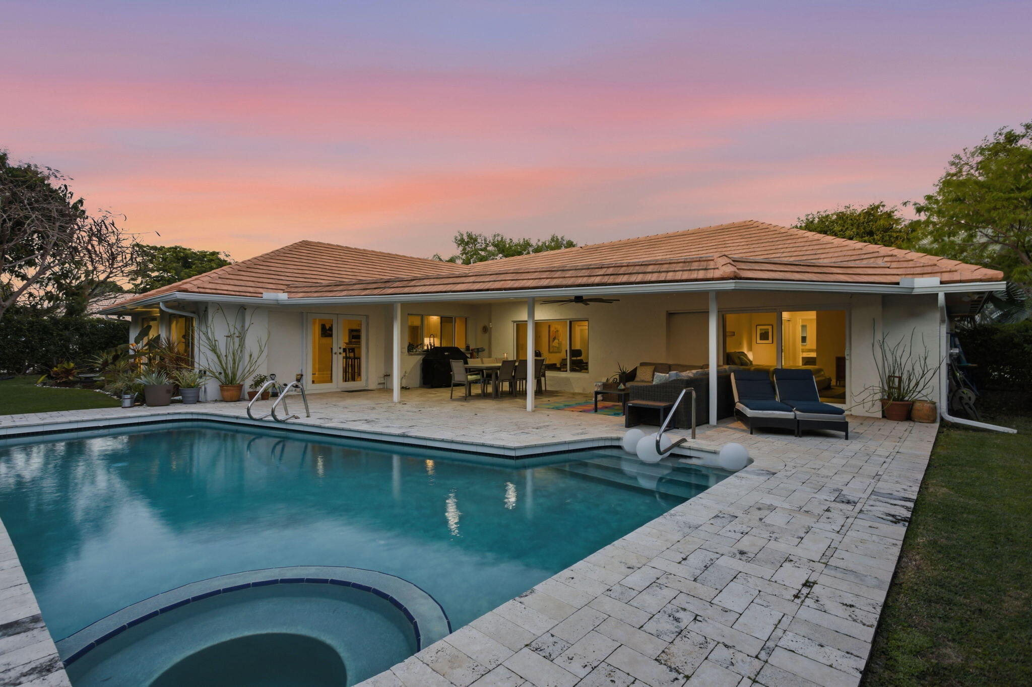 PRESIDENT COUNTRY CLUB 4 - Residential