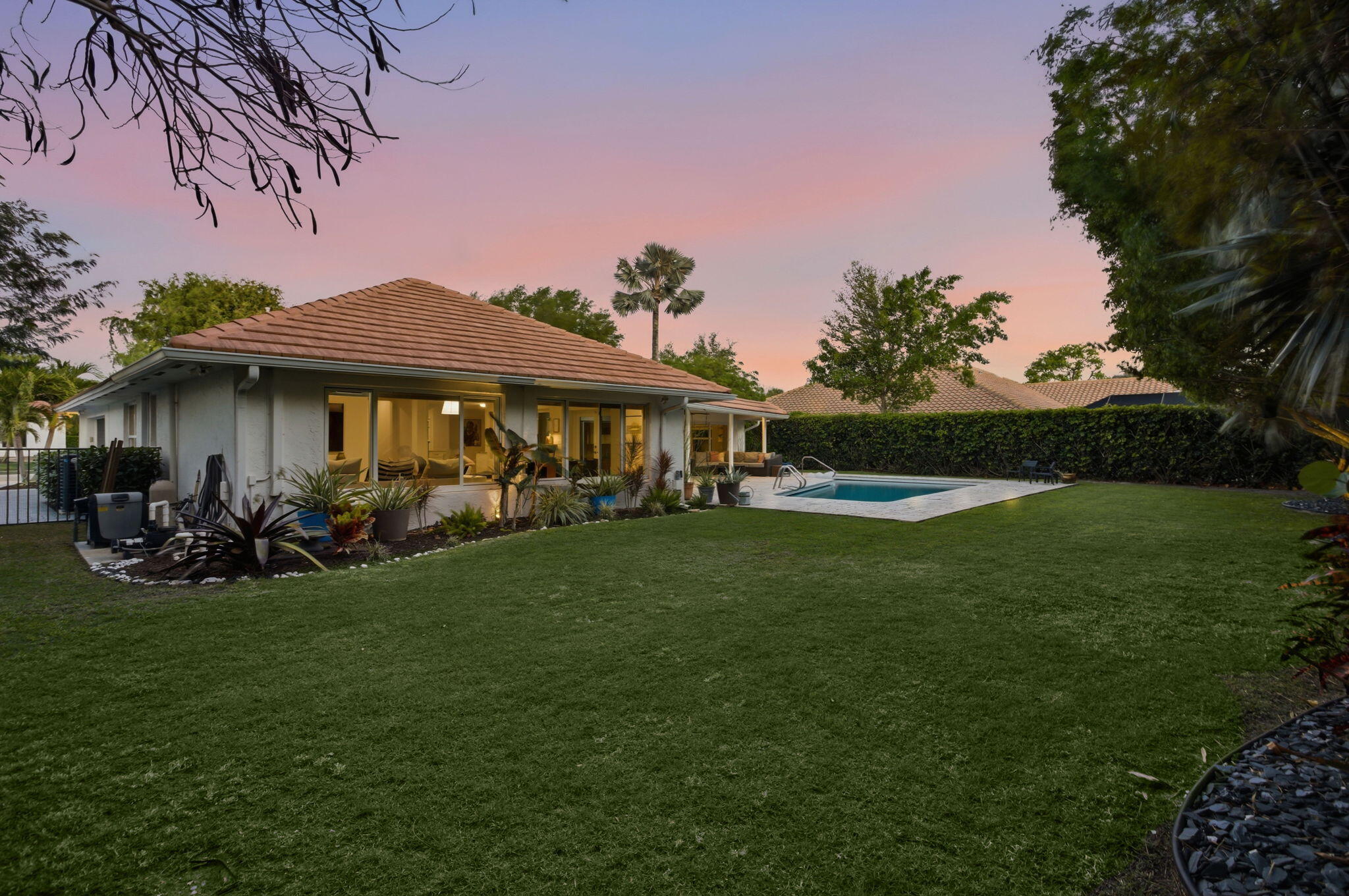 PRESIDENT COUNTRY CLUB 4 - Residential