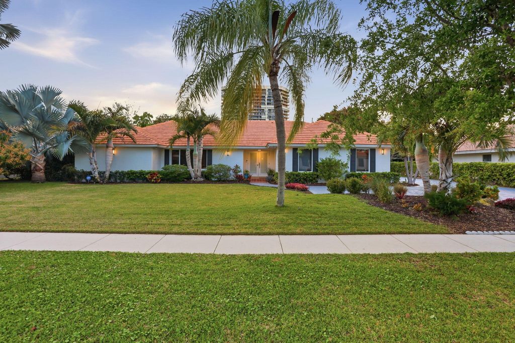 Photo of 2001 Embassy Drive, West Palm Beach, FL 33401 (MLS # B26005400)