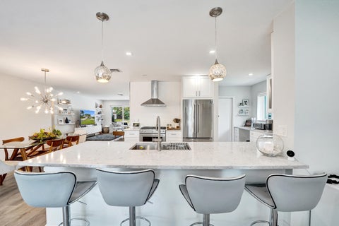 Tiny photo for 381 SE 3rd Street, Pompano Beach, FL 33060 (MLS # B26021448)