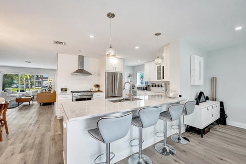 Tiny photo for 381 SE 3rd Street, Pompano Beach, FL 33060 (MLS # B26021448)