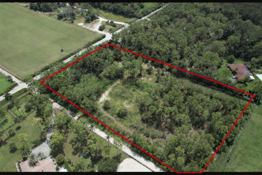 Very well placed 5 acre lot with road frontage. Build your dream farm. Walking distance to THE RIDGE HORSESHOW. 
Lot contains well and electric. 
Currently being cleared and already contains fill.