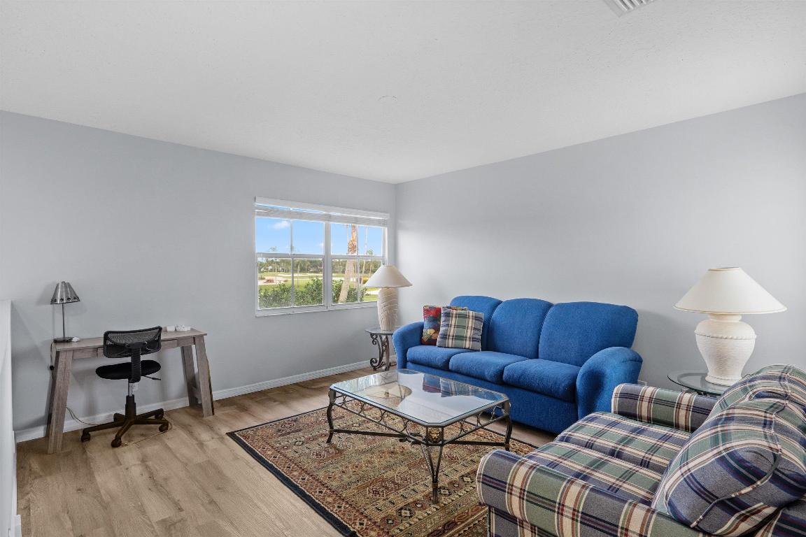 LAKEFIELD OF THE LANDINGS AT WELLINGTON 2A - Residential Lease