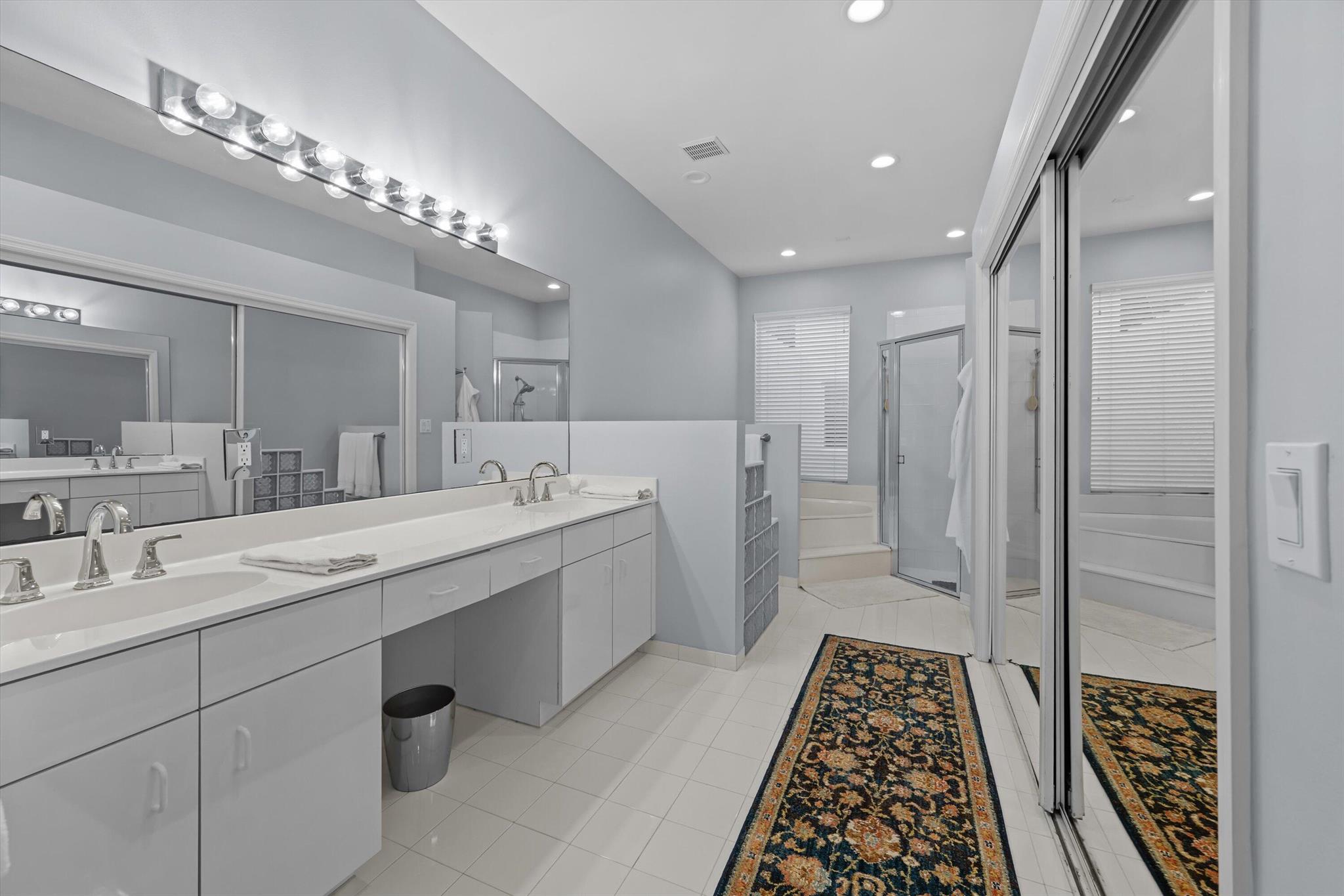 LAKEFIELD OF THE LANDINGS - Residential Lease