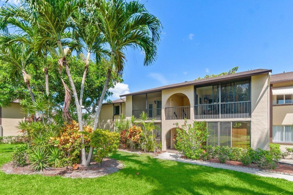 Photo of 432 Pine Glen Lane #C-2, Greenacres, FL 33463 (MLS # R11100406)