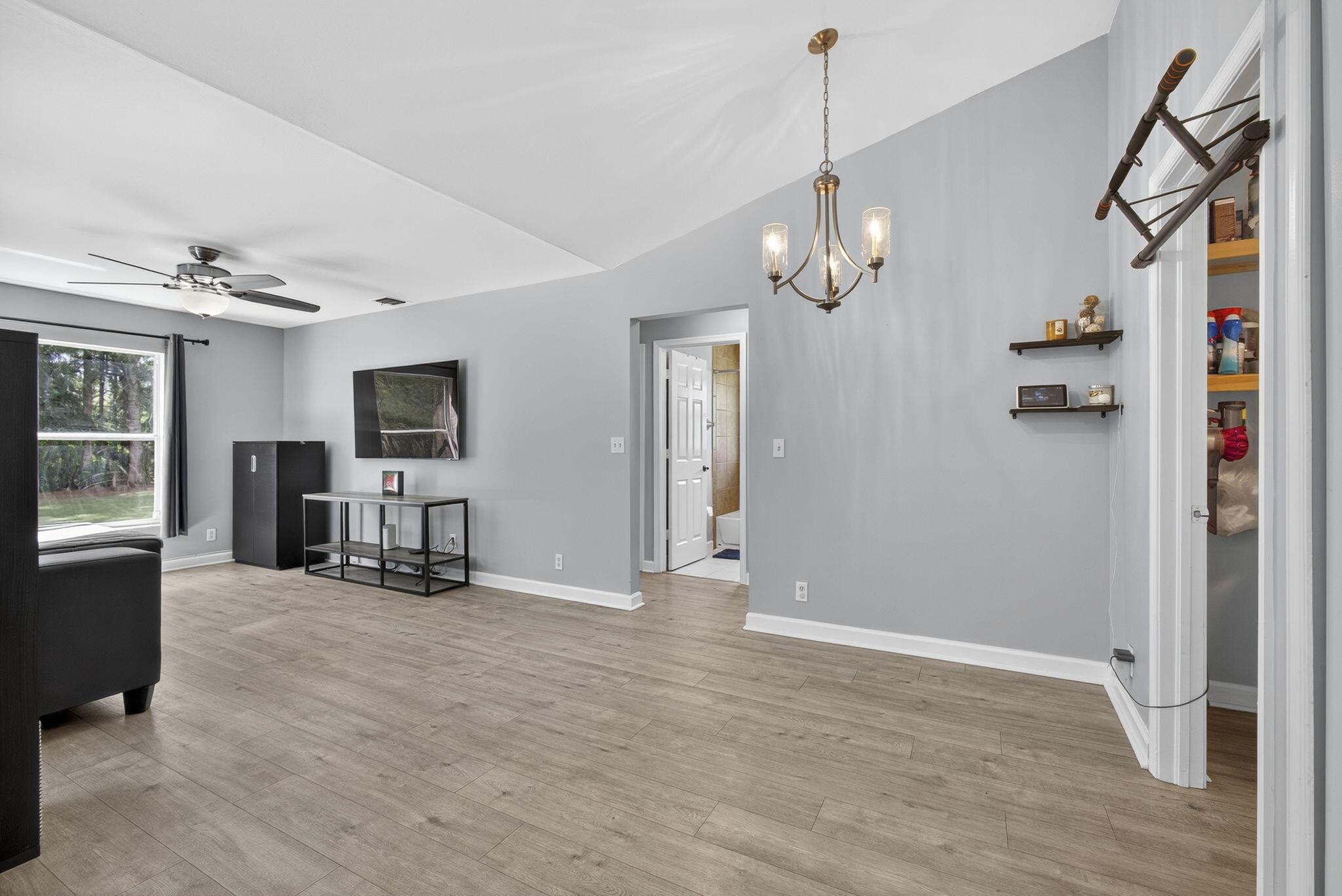 Acreage & Unrec - Residential