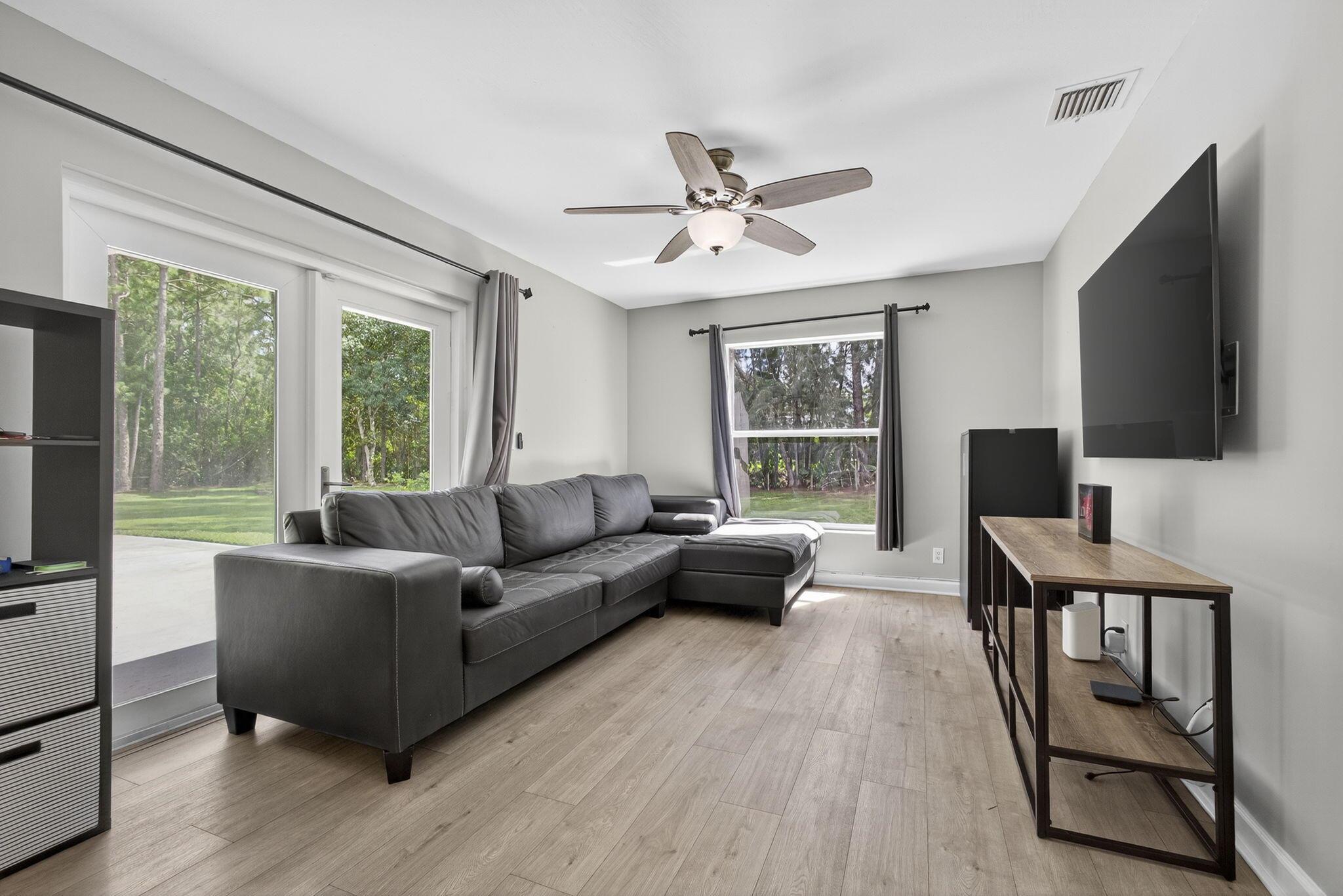 Acreage & Unrec - Residential