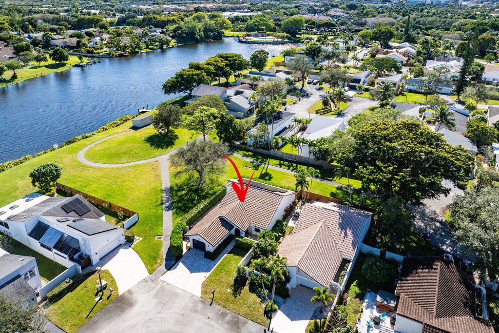 Photo of 2105 NW 12th Street, Delray Beach, FL 33445 (MLS # R11156848)