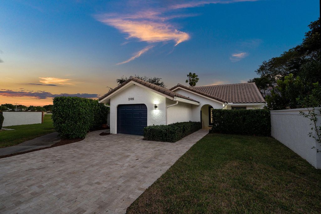 Photo of 2105 NW 12th Street, Delray Beach, FL 33445 (MLS # R11156848)