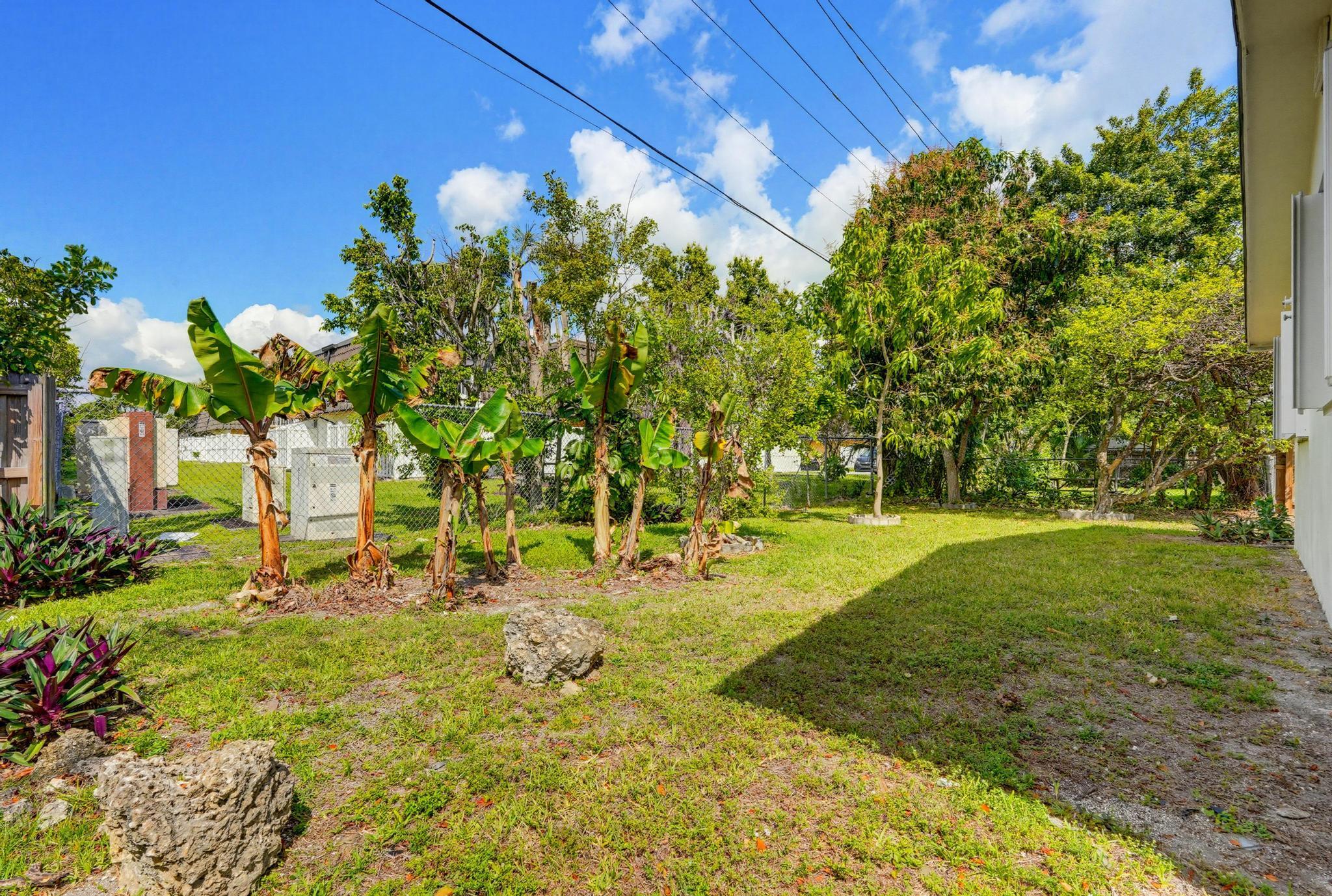 SANDALFOOT COVE SEC 4 - Residential