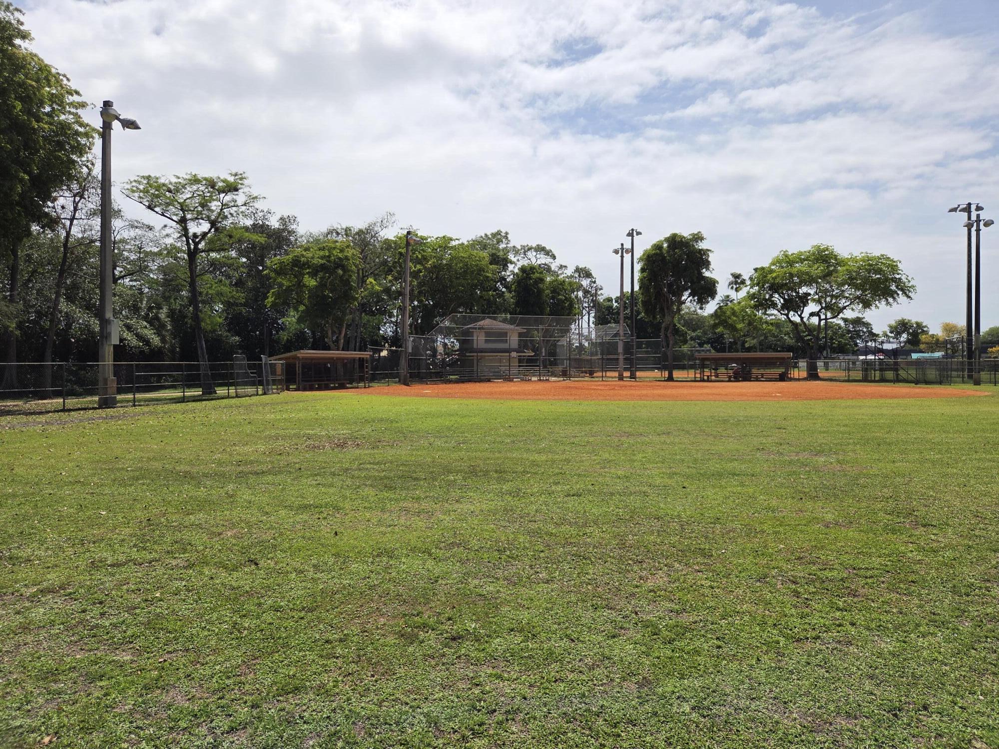 SANDALFOOT COVE SEC 4 - Residential