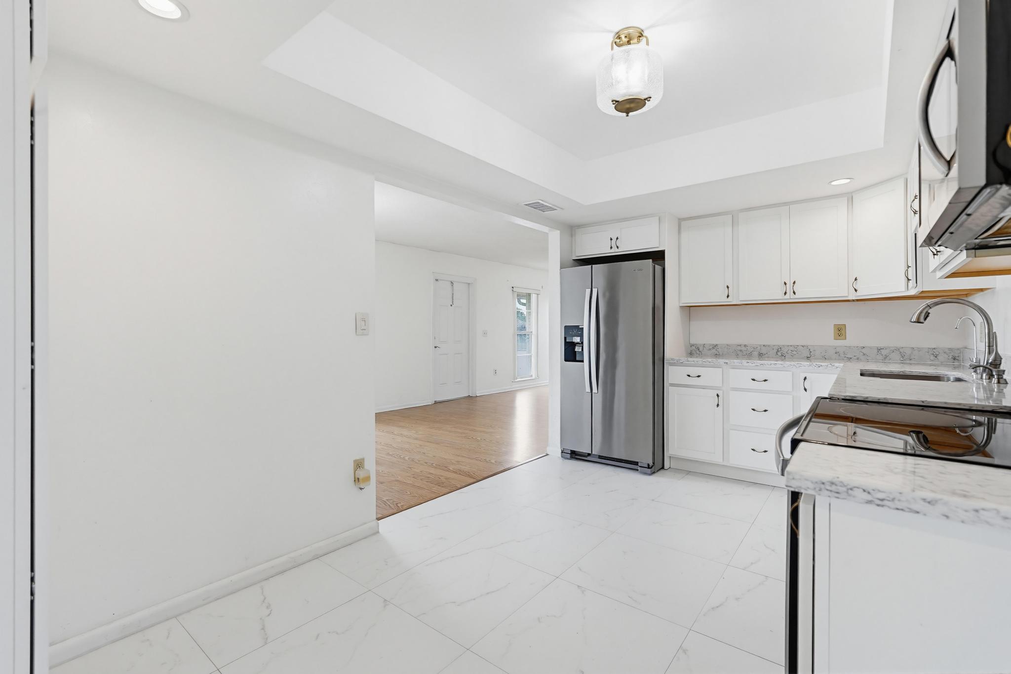 SANDALFOOT COVE SEC 4 - Residential