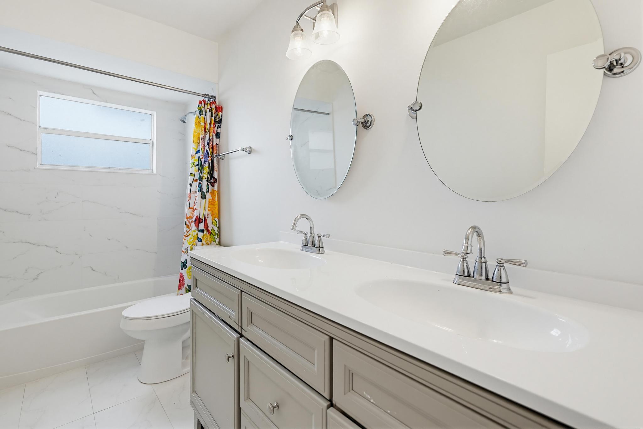 SANDALFOOT COVE SEC 4 - Residential