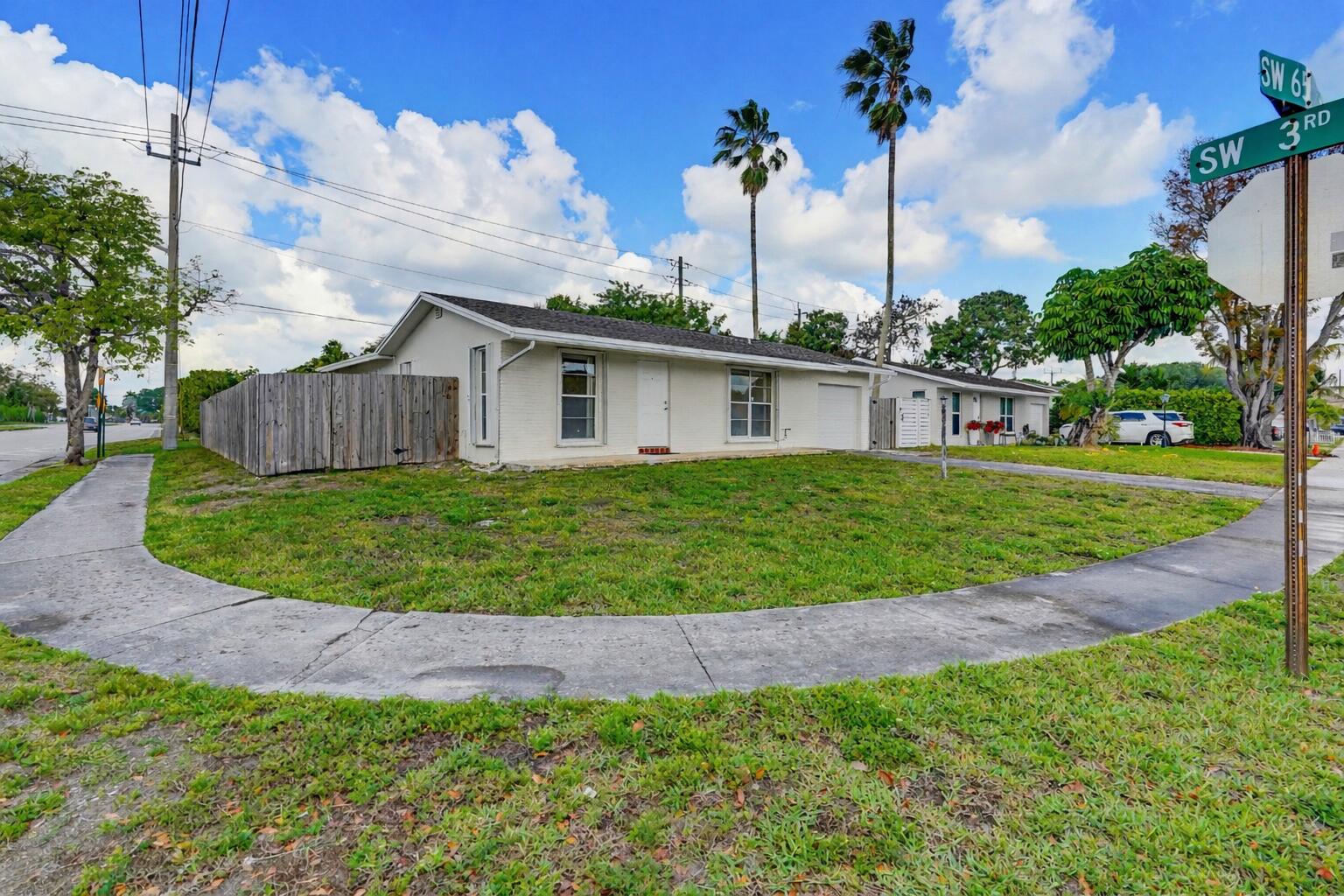 SANDALFOOT COVE SEC 4 - Residential