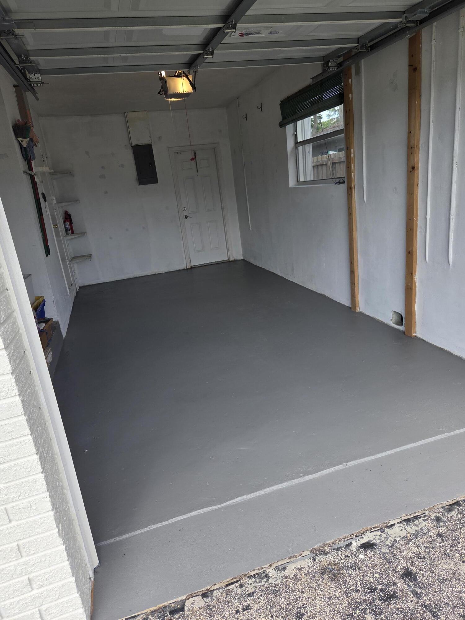 SANDALFOOT COVE SEC 4 - Residential