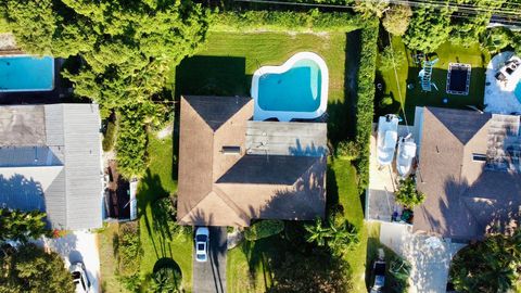 220 River Drive Tequesta FL 33469