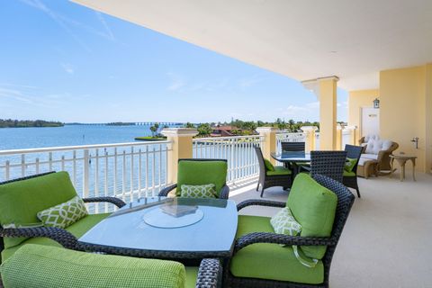A home in Indian River Shores