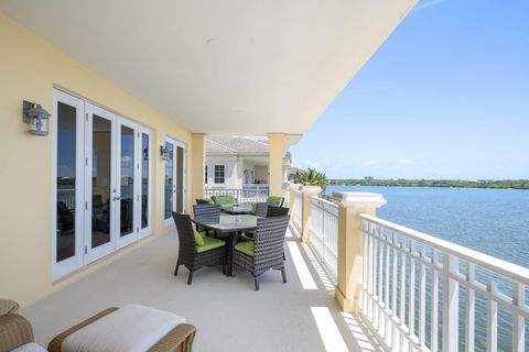 A home in Indian River Shores