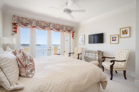 A home in Indian River Shores