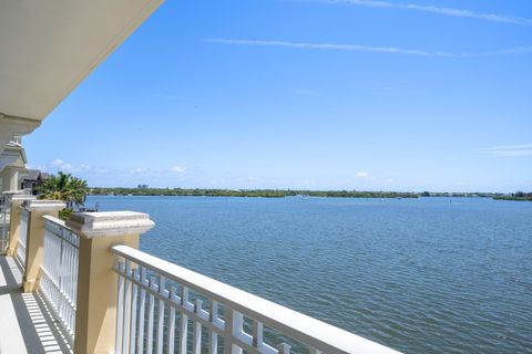A home in Indian River Shores