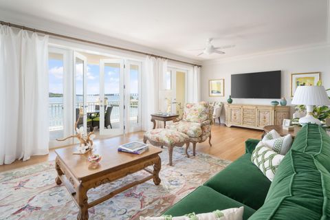 A home in Indian River Shores