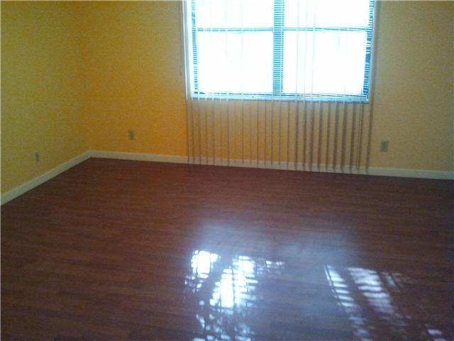 LAKESHORE CLUB - Residential Lease