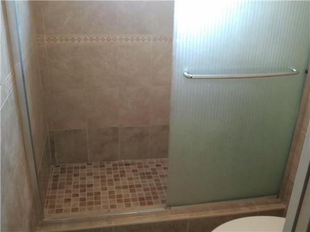 LAKESHORE CLUB - Residential Lease