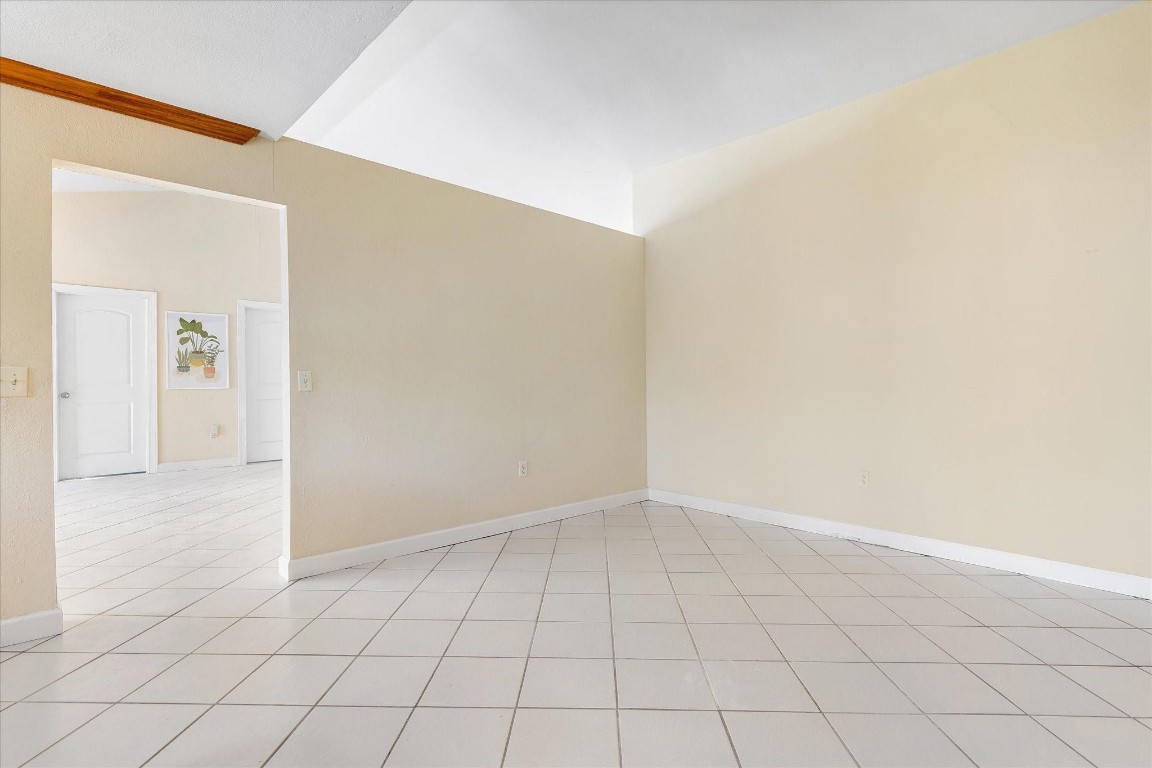 Sunrise Golf Village Sec - Residential