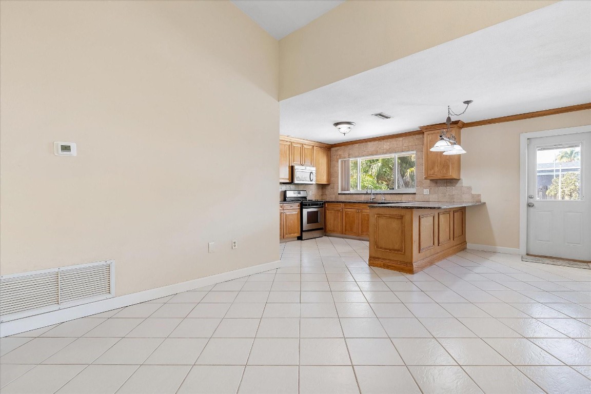 Sunrise Golf Village Sec - Residential