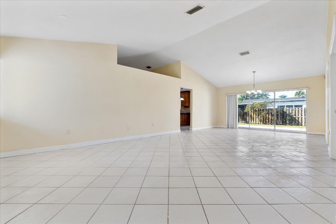 Sunrise Golf Village Sec - Residential