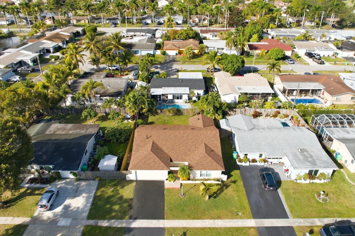 Sunrise Golf Village Sec - Residential