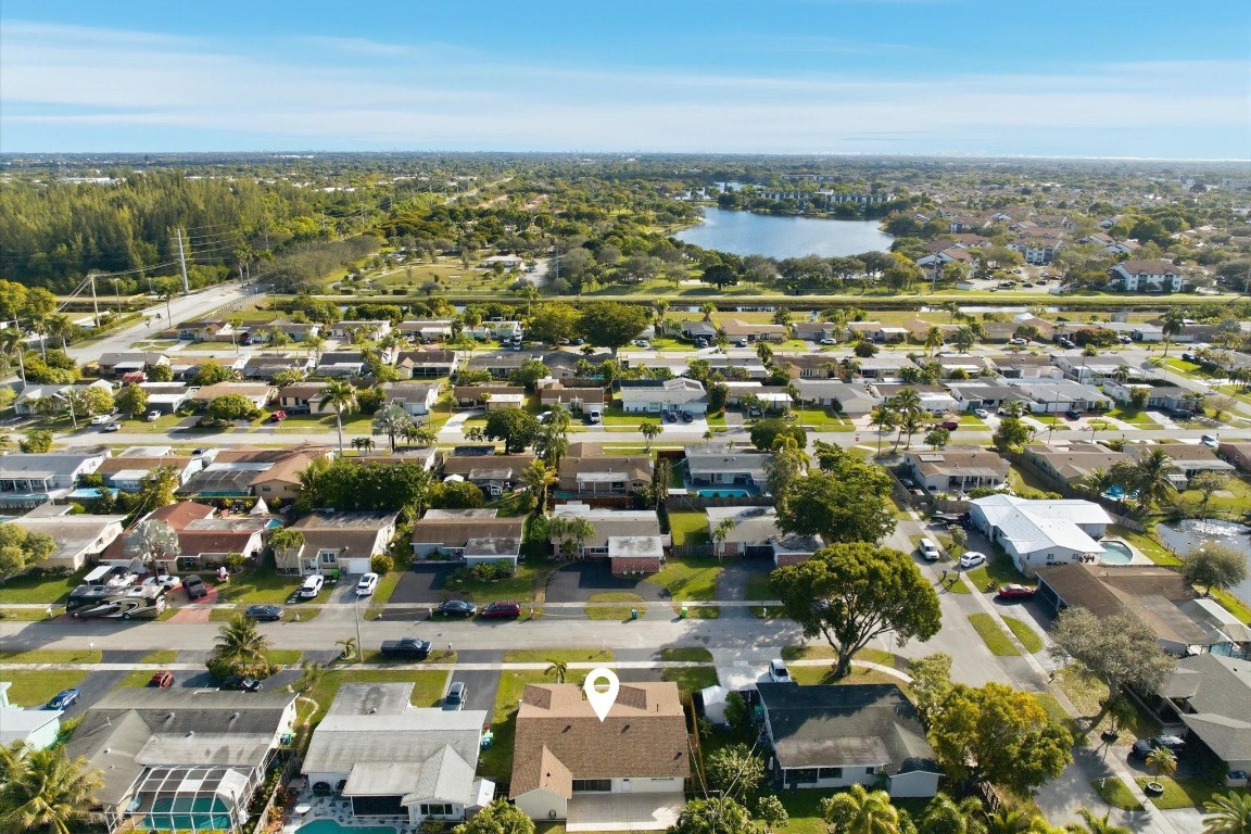 Sunrise Golf Village Sec - Residential