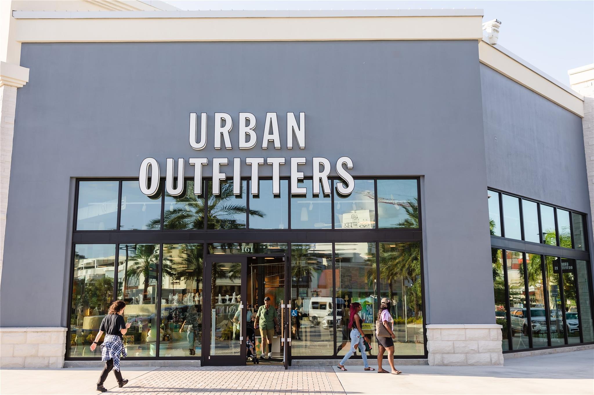 DANIA POINTE - Residential Lease