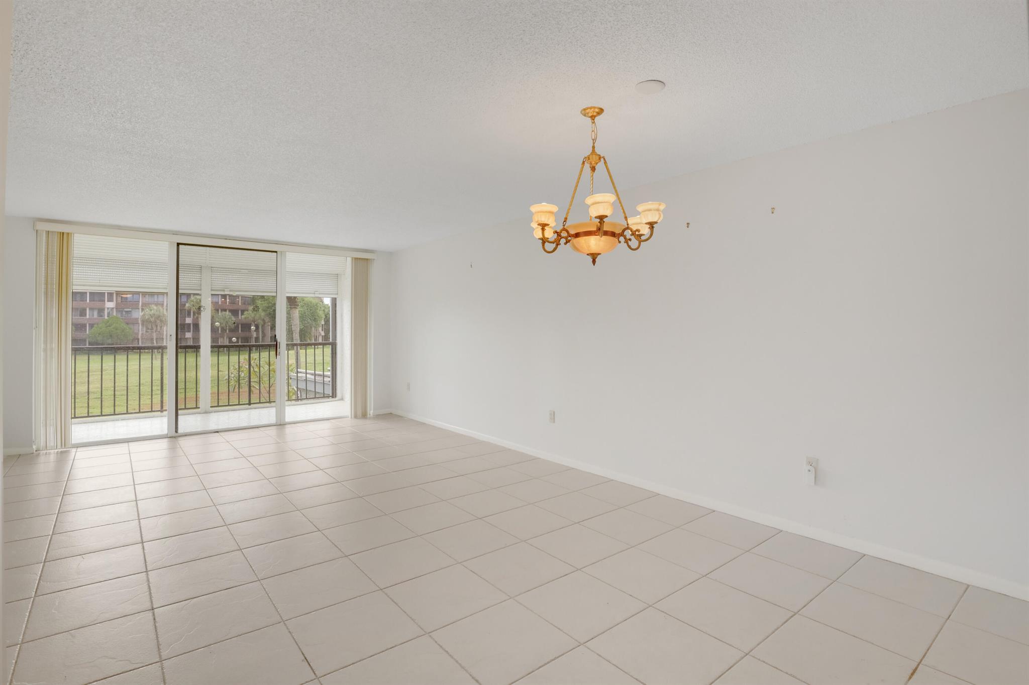 FOUNTAINS OF PALM BEACH C - Residential