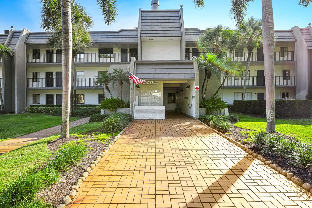 Photo of 4793 Esedra Court #208, Lake Worth, FL 33467 (MLS # R11135315)