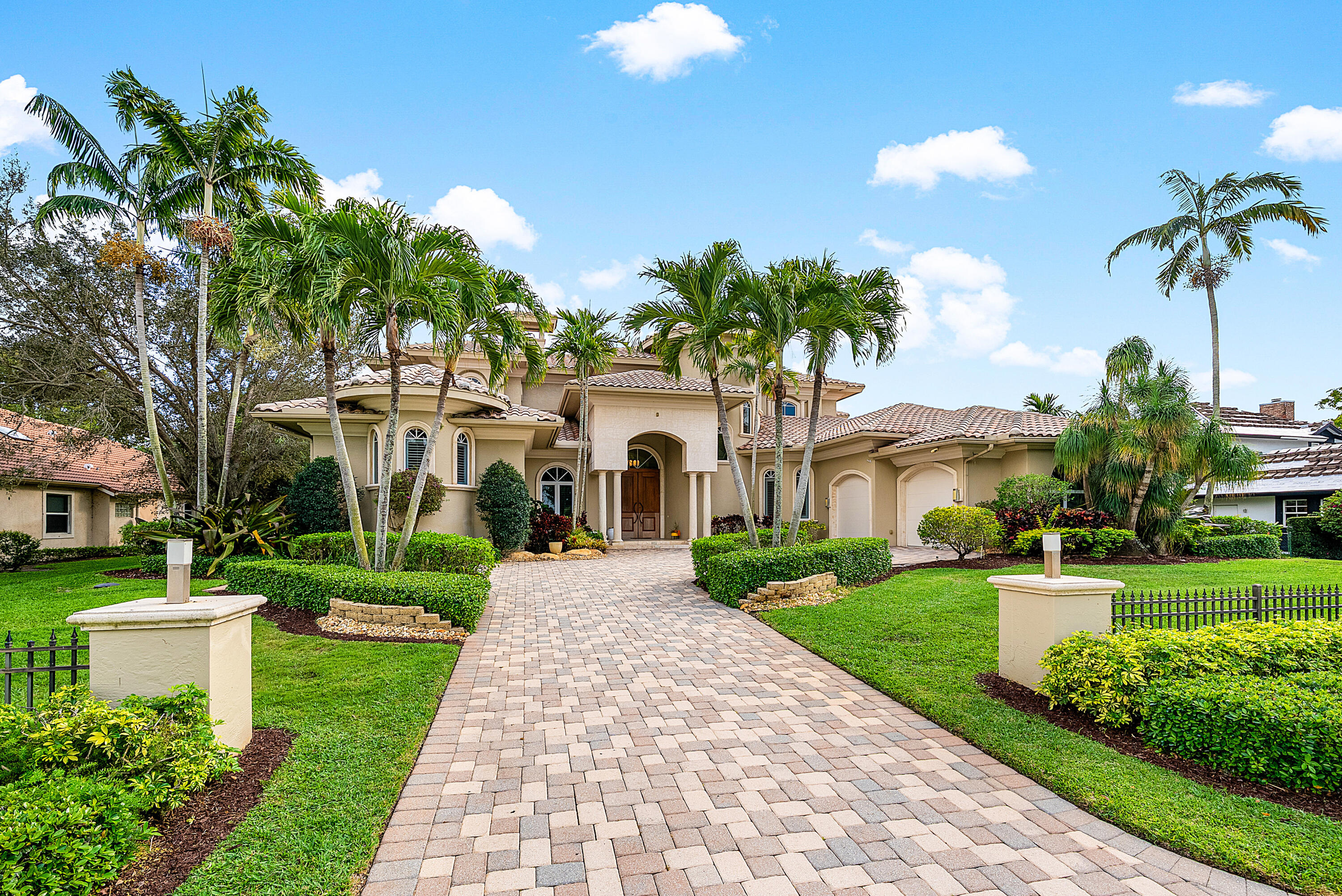 4304 Saint Andrews Drive