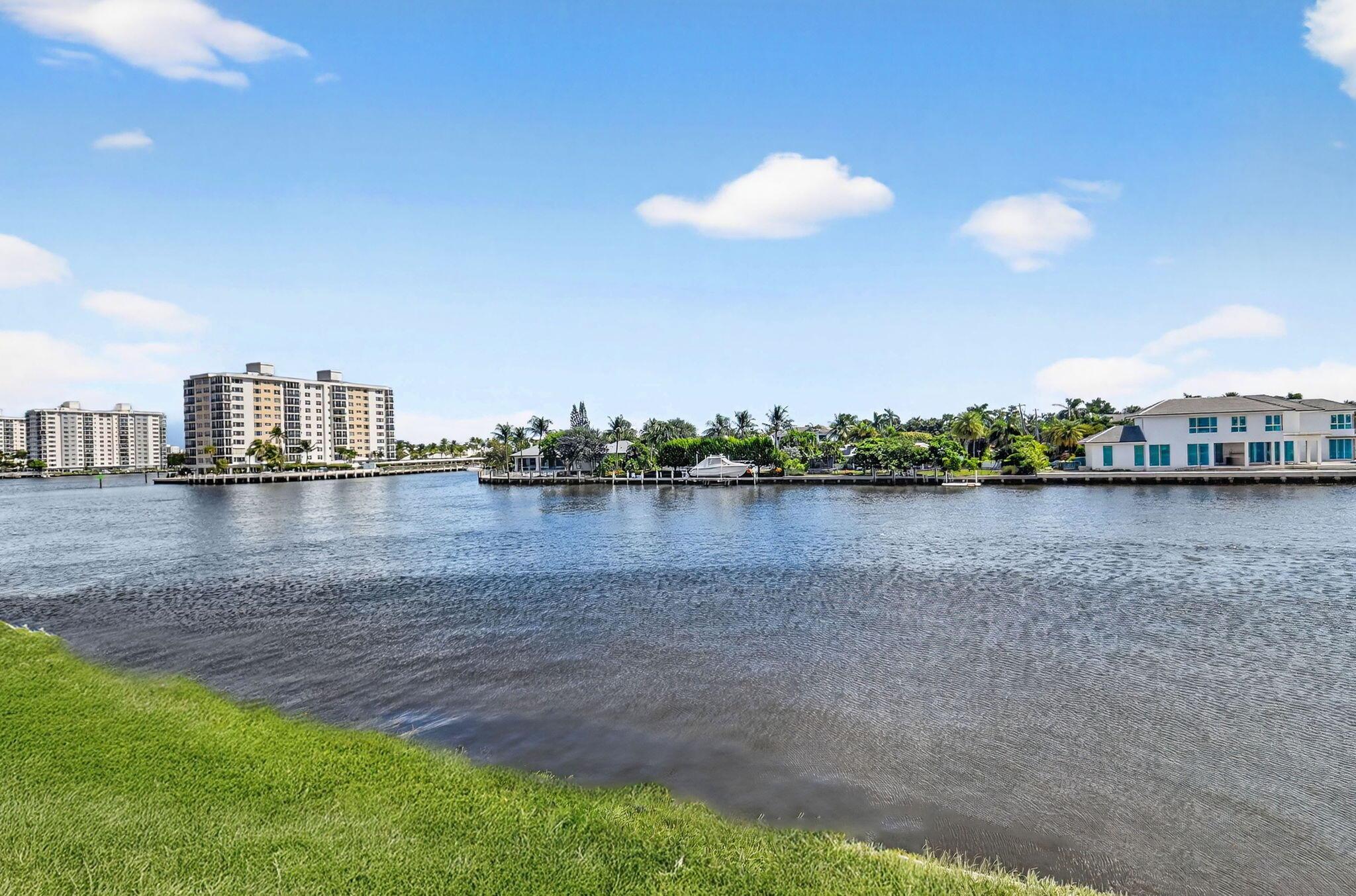 555 SE 6th Avenue 2-E