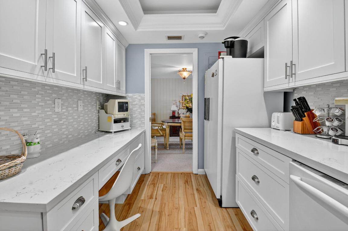 555 SE 6th Avenue 2-E