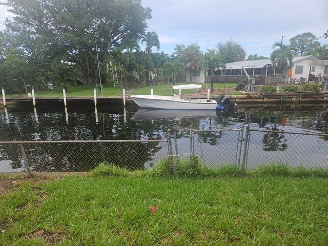 460 SW 18TH Court SW
