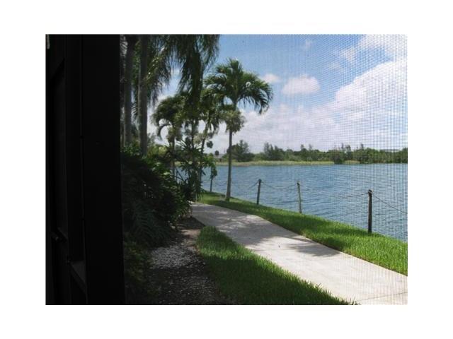 Lake Emerald - Residential