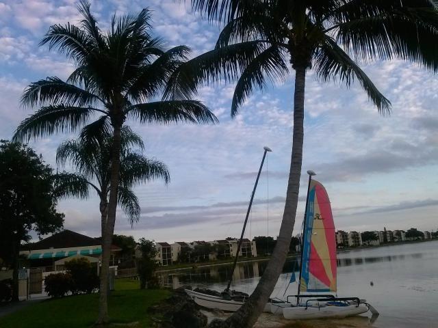 Lake Emerald - Residential