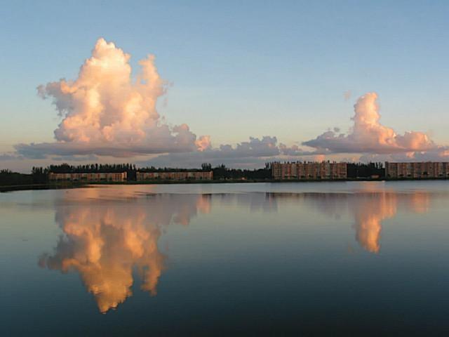 Lake Emerald - Residential