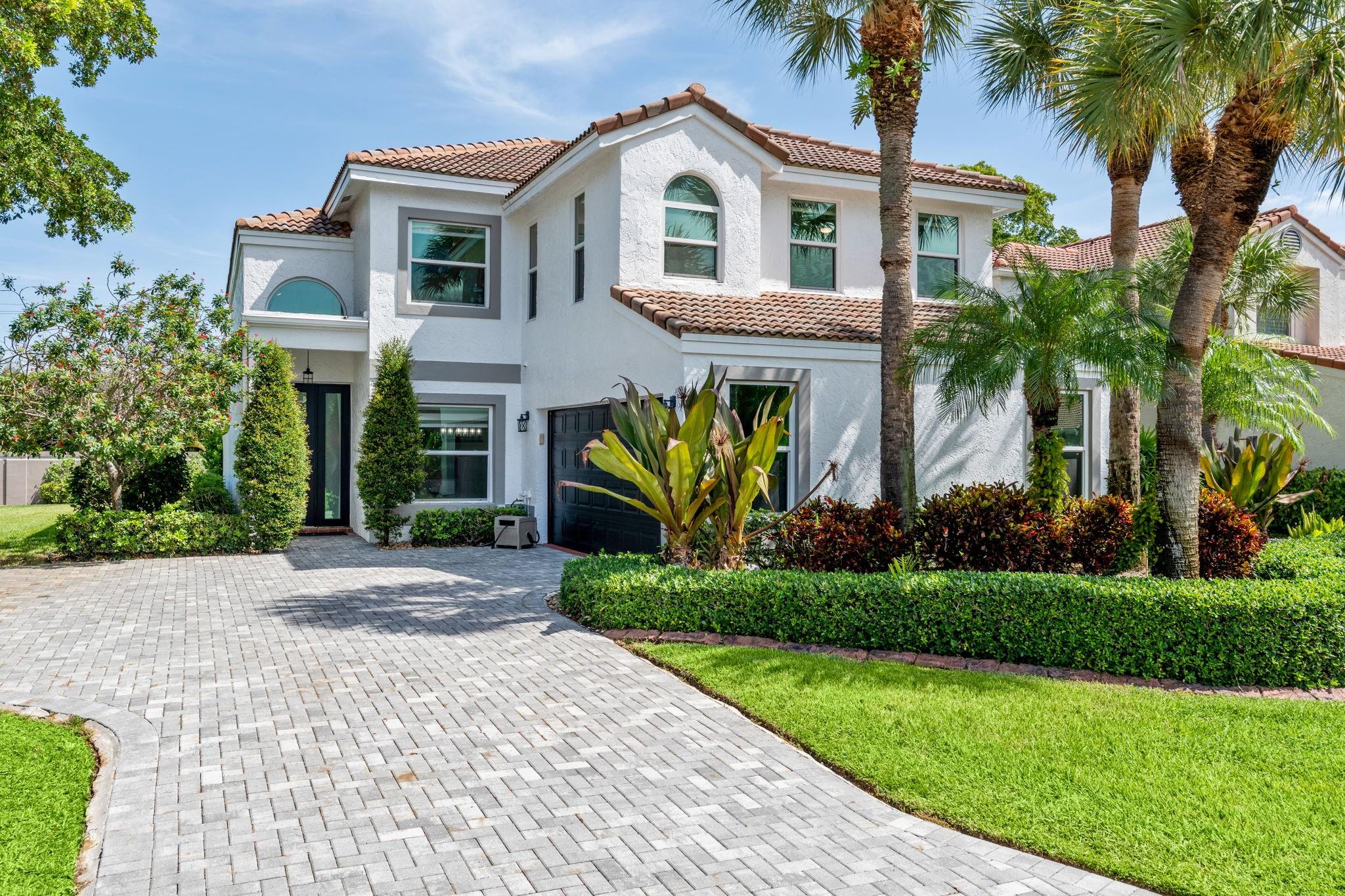 6231 La Vida Terrace