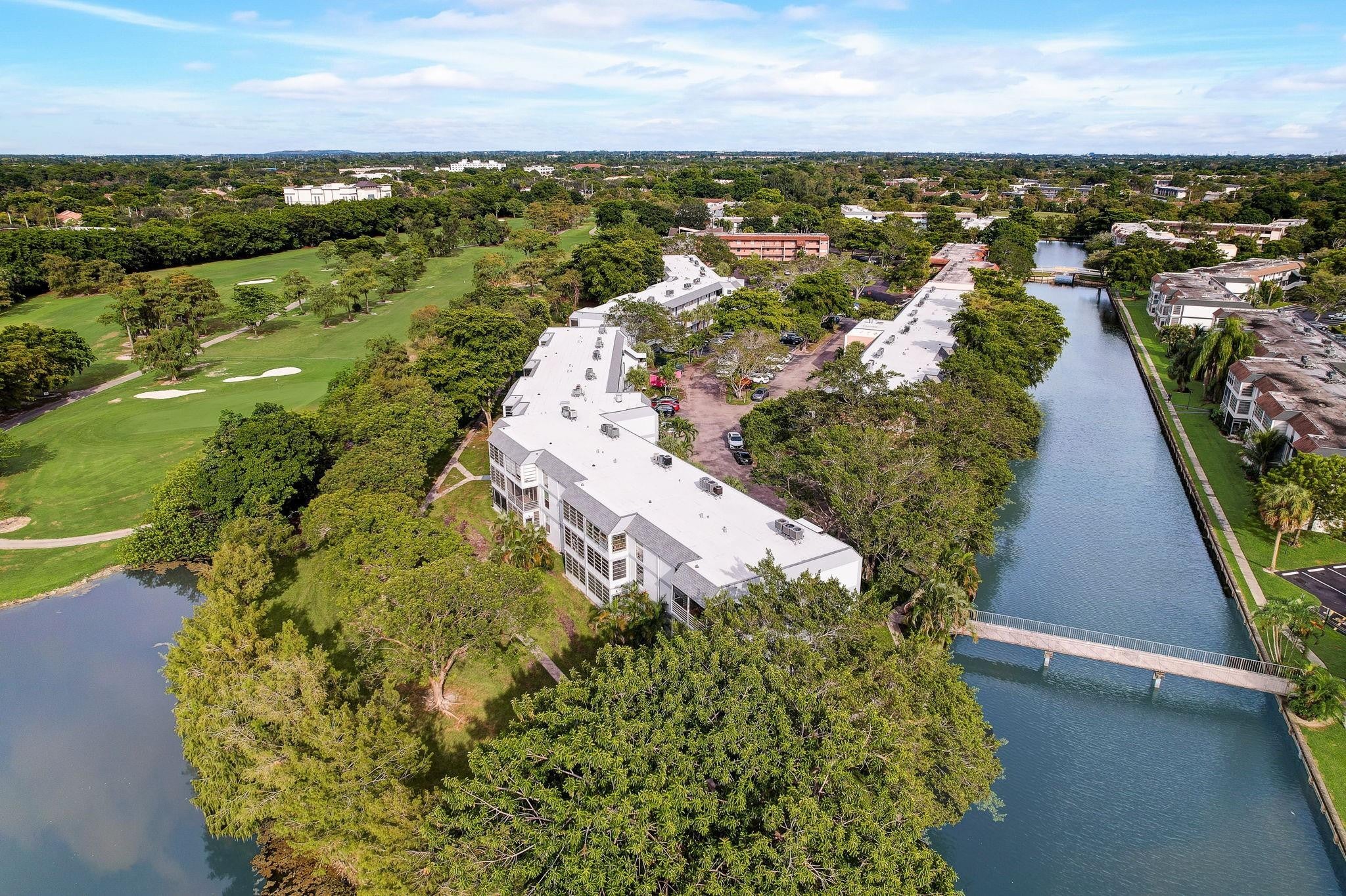 8370 Sands Point Boulevard Boulevard H208, Tamarac FL 33321