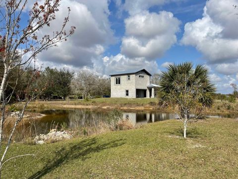 16738 NW 262nd Street Okeechobee FL 34972